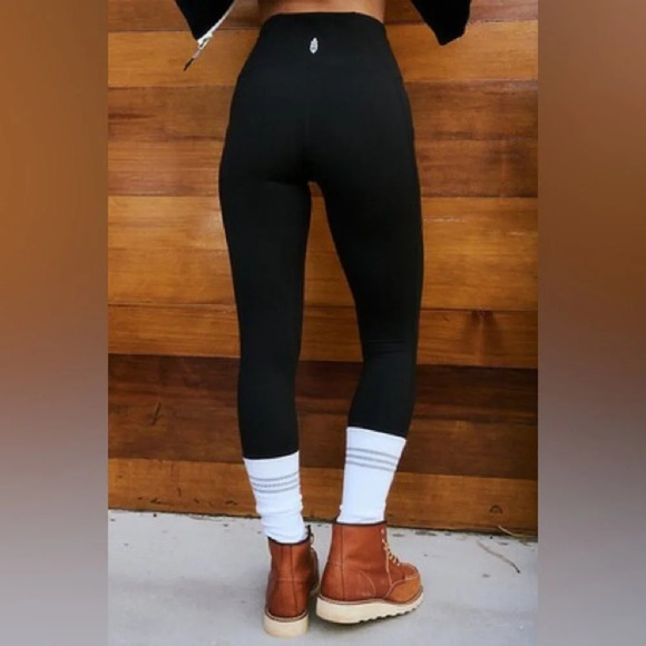 NWT new FREE PEOPLE sock it to me leggings medium black knit sweater bottom - Picture 5 of 17